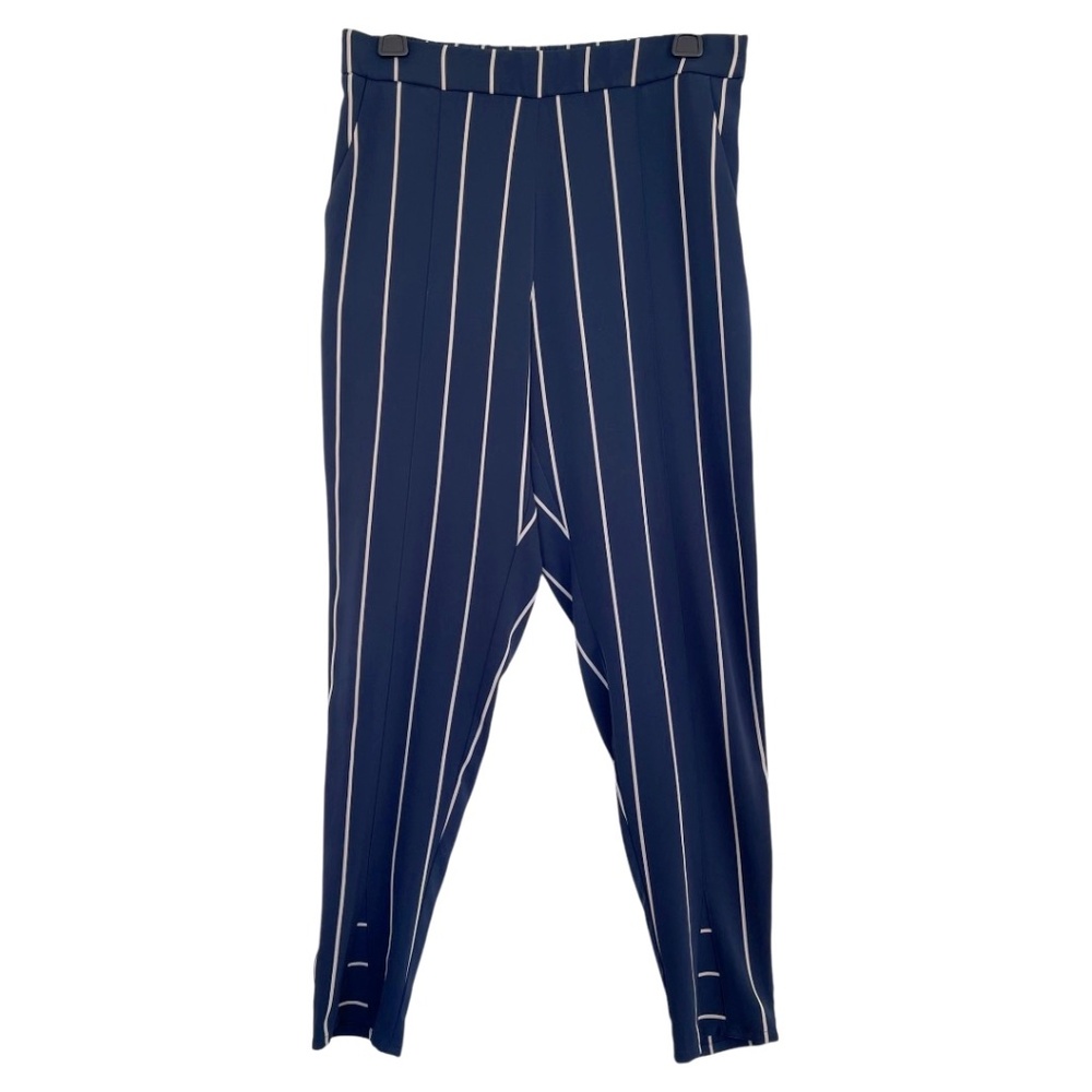 Uniqlo Striped Pattern Pull On Pants. Color: Navy. Size: Medium